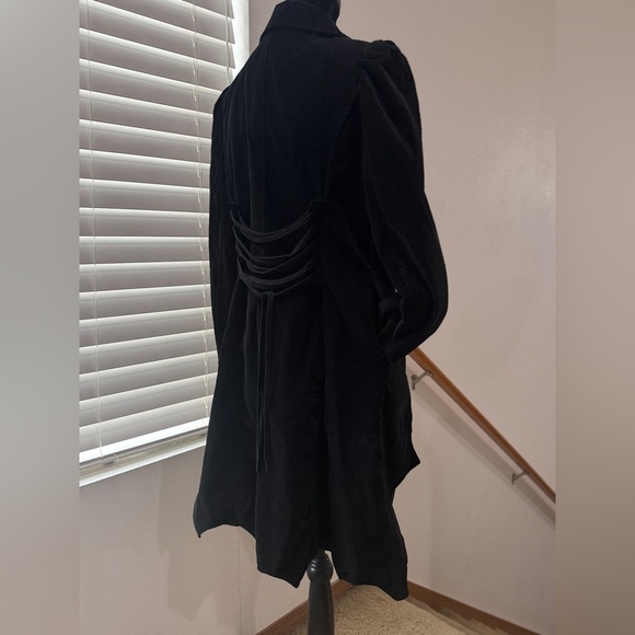Grave Girls velvet bat high-low women's tailcoat jacket with a lace-up back L - Picture 5 of 8
